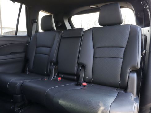 Used 2019 Honda Passport Touring image 9