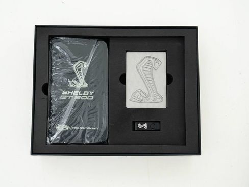Used 2022 Ford Mustang Shelby GT500 w/ Carbon Fiber Track Pack RWD image 51