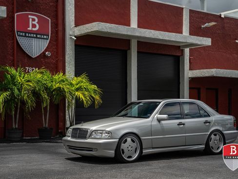 Used 1999 Mercedes-Benz C 43 AMG Sedan image 5