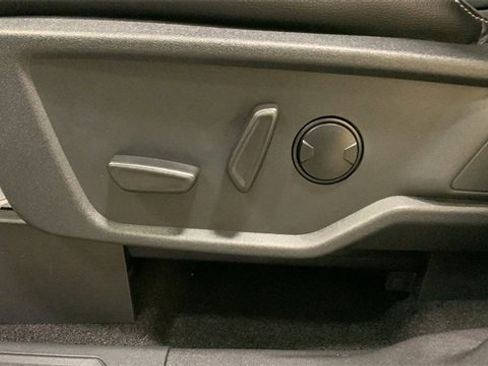 Certified 2025 Ford Bronco Outer Banks w/ Sasquatch Package image 28