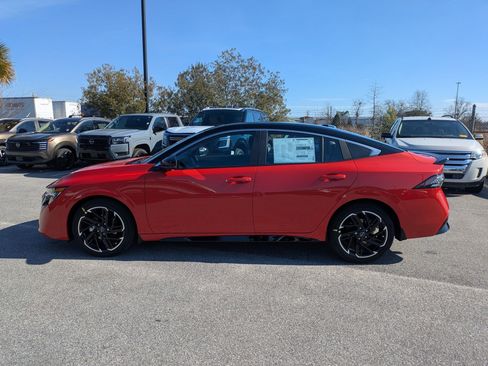 New 2026 Nissan Sentra SR w/ SR Premium Package image 7