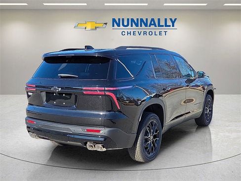 New 2026 Chevrolet Traverse LT w/ Enhanced Driving Package image 5