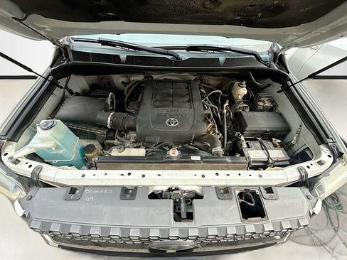 Used 2020 Toyota Tundra SR5 w/ SR5 Upgrade Package RWD image 27