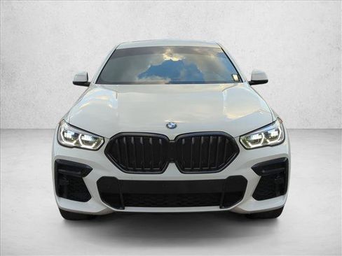 Used 2023 BMW X6 xDrive40i w/ Executive Package image 2