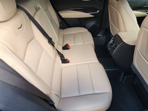 Used 2024 Cadillac XT4 Premium Luxury w/ Technology Package FWD image 30