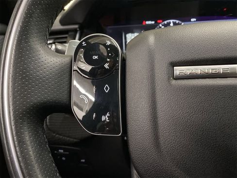 Used 2018 Land Rover Range Rover Velar R-Dynamic SE image 23