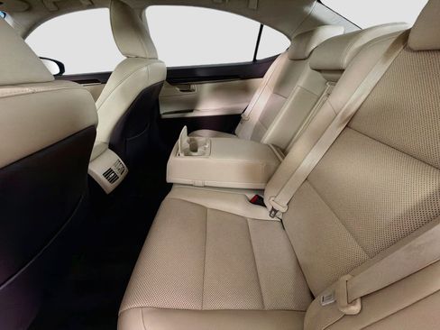 Used 2018 Lexus ES 350 w/ Navigation System Package FWD image 27