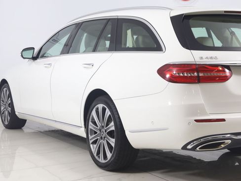 Used 2020 Mercedes-Benz E 450 4MATIC Wagon w/ Premium Package image 27