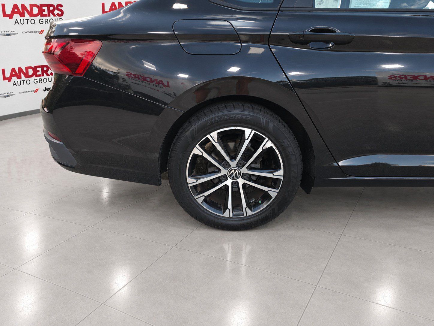 Used 2022 Volkswagen Jetta Sport FWD image 9