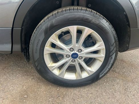 Used 2018 Ford Escape SE w/ SE Sync 3 Package image 47