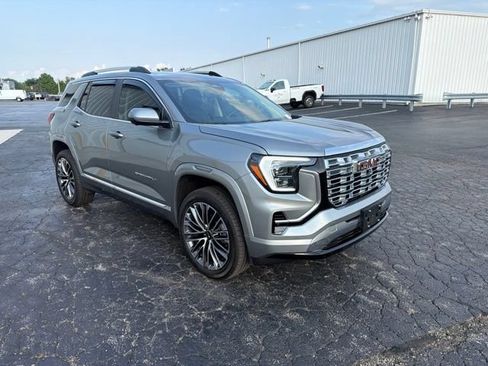 Used 2026 GMC Terrain Denali w/ LPO, Floor Liner Package AWD/4WD image 7
