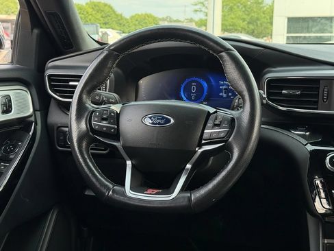 Certified 2023 Ford Explorer ST w/ Technology Package AWD/4WD image 8