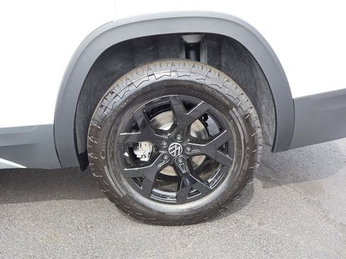 New 2026 Volkswagen Atlas Peak Edition AWD/4WD image 10