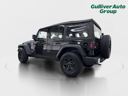 Used 2021 Jeep Wrangler Unlimited Sport AWD/4WD image 4