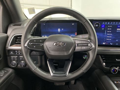 Used 2025 Chevrolet Tahoe Z71 image 20