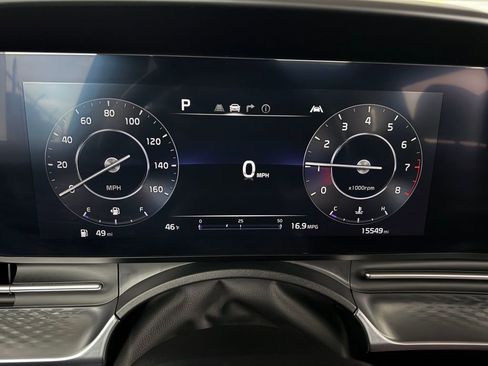 Certified 2024 Kia Carnival SX Prestige image 14