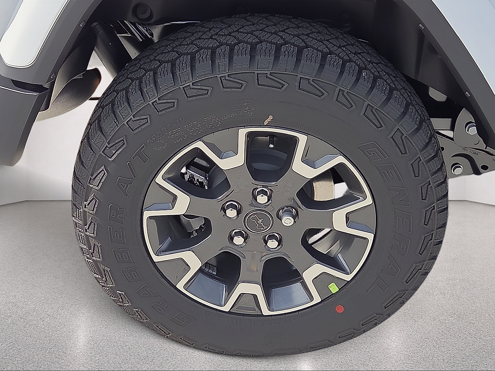 New 2027 Jeep Wrangler Unlimited Sahara AWD/4WD image 7