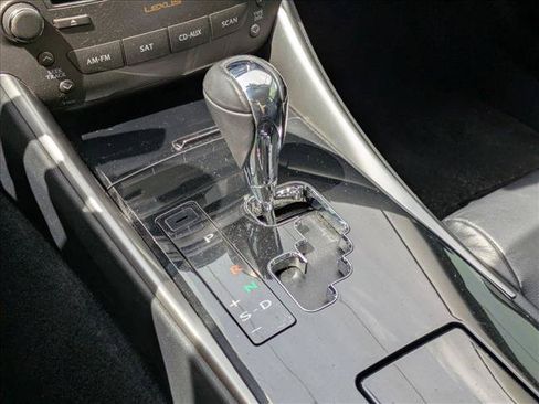 Used 2013 Lexus IS 250 RWD image 12