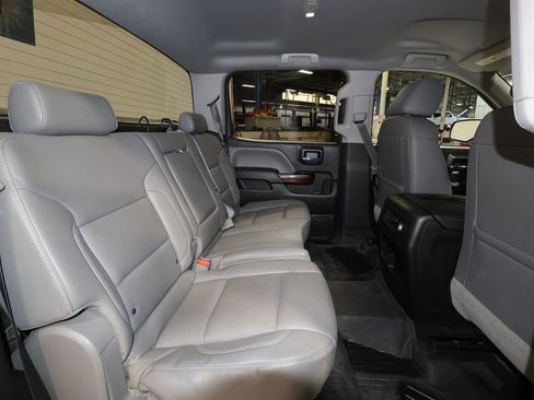 Used 2018 GMC Sierra 1500 SLT w/ SLT Premium Package image 16