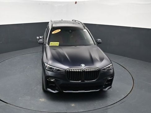 Used 2022 BMW X7 xDrive40i w/ M Sport Package AWD/4WD image 54