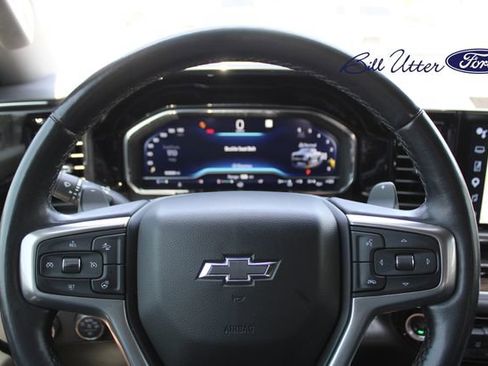 Used 2022 Chevrolet Silverado 1500 LT Trail Boss w/ LT Trail Boss Premium Package AWD/4WD image 10