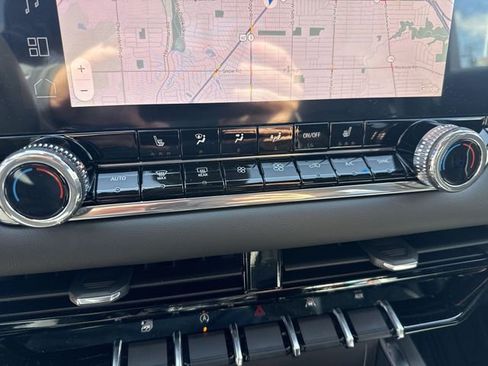 New 2026 GMC Canyon Elevation w/ Convenience Package image 19