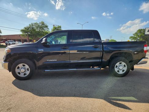 Used 2020 Toyota Tundra SR5 w/ SR5 Leather Package AWD/4WD image 2