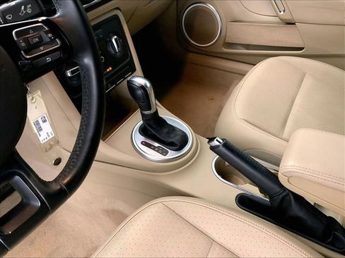 Used 2015 Volkswagen Beetle 1.8T image 17