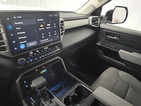 Used 2022 Toyota Tundra Limited image 25