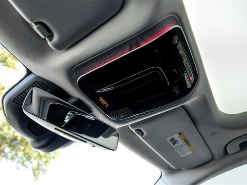 Used 2022 Mercedes-Benz C 300 Sedan w/ Exclusive Trim Package image 26