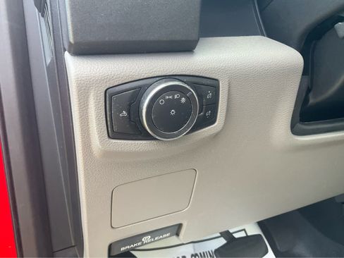 Used 2019 Ford F250 XL w/ STX Appearance Package AWD/4WD image 13