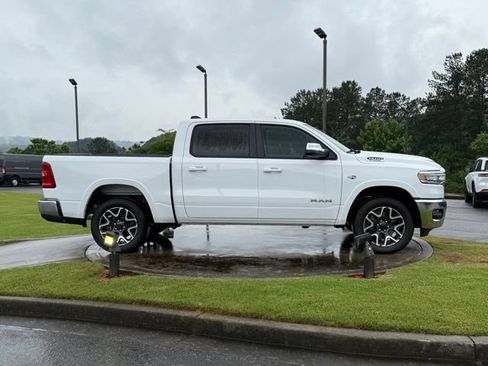 New 2026 RAM 1500 Laramie AWD/4WD image 8