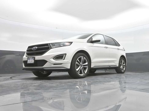 Used 2015 Ford Edge Sport w/ Equipment Group 401A AWD/4WD image 44