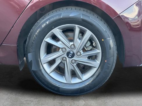 Used 2020 Kia Optima LX FWD image 25
