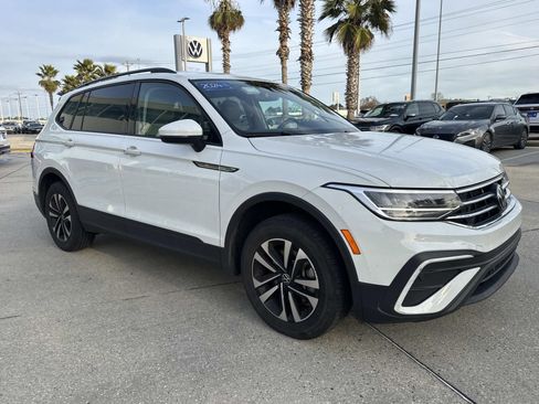 Used 2024 Volkswagen Tiguan S image 3