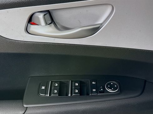Used 2023 Kia Forte LXS FWD image 20
