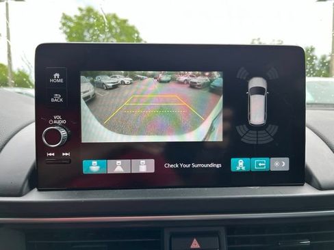 Used 2023 Honda Pilot EX-L image 11
