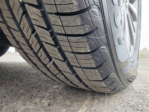 Certified 2023 Lincoln Nautilus Reserve image 18