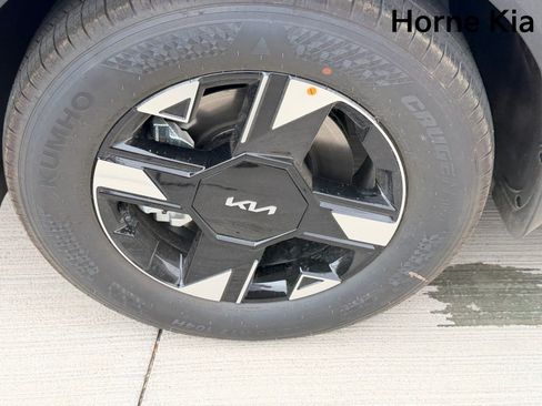 New 2026 Kia Sportage LX AWD/4WD image 8