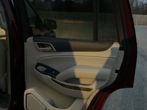 Used 2017 GMC Yukon Denali w/ Open Road Package image 30