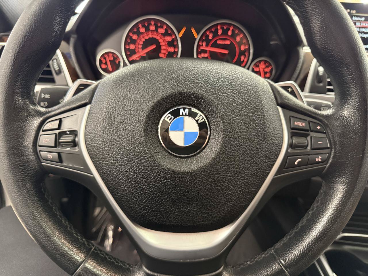 Used 2016 BMW 340i Sedan RWD image 16
