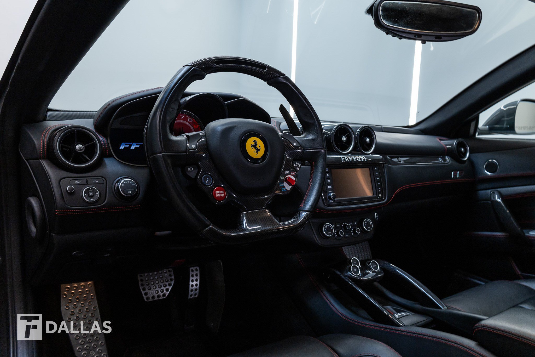 Used 2012 Ferrari FF AWD/4WD image 24
