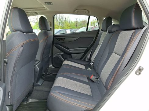 Used 2022 Subaru Crosstrek 2.0i Premium w/ Moonroof Package AWD/4WD image 11