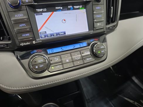 Used 2014 Toyota RAV4 XLE AWD/4WD image 24