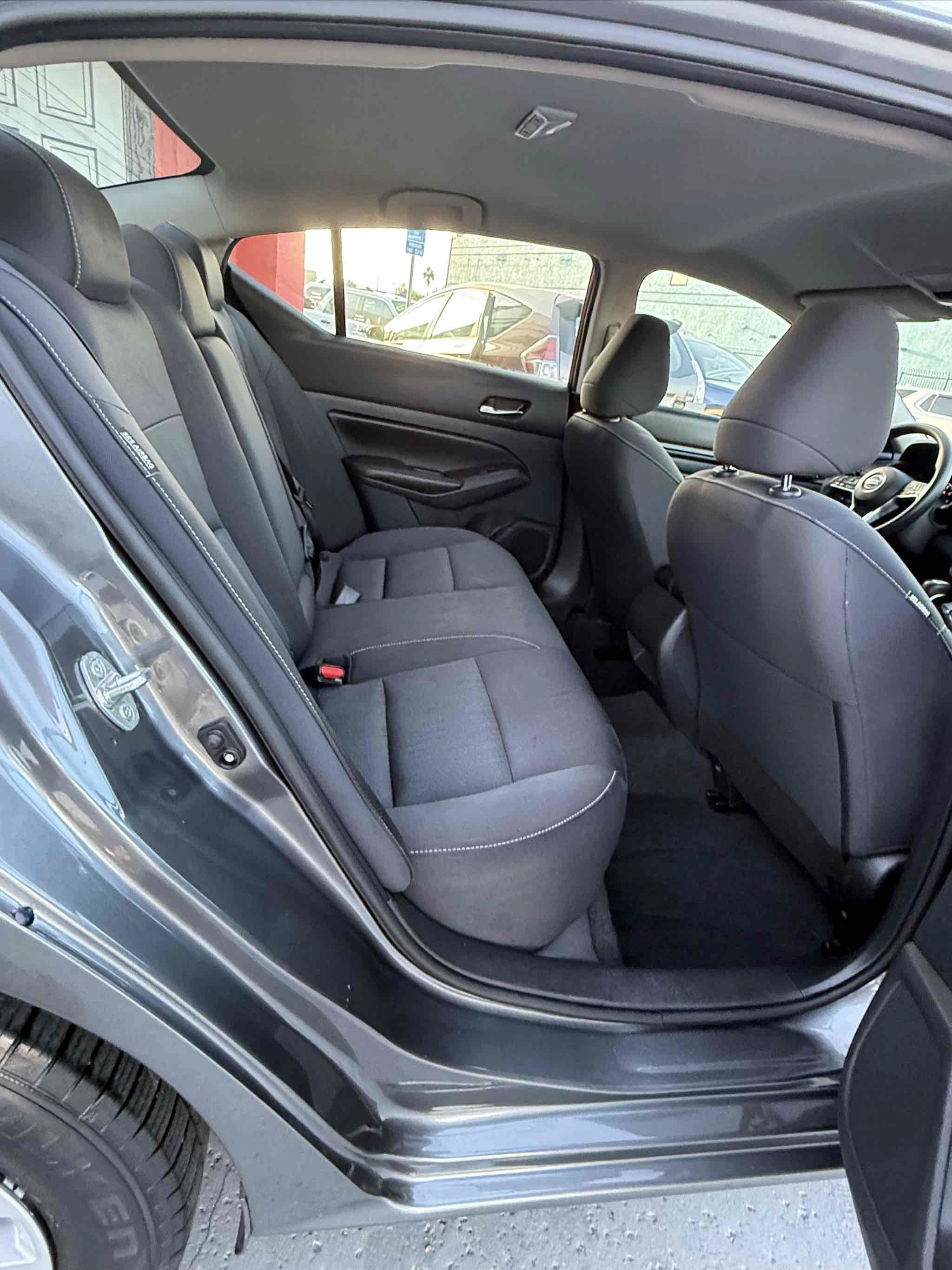 Used 2022 Nissan Altima 2.5 S FWD image 48