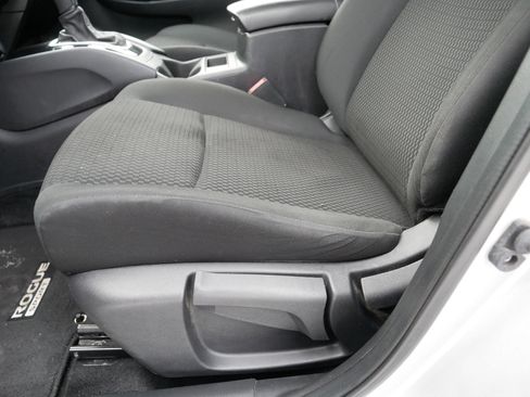 Certified 2022 Nissan Rogue Sport S image 20