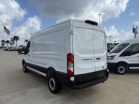 New 2026 Ford Transit 250 148 Medium Roof w/ Load Area Protection Package RWD image 3