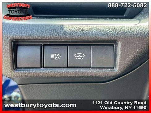 Used 2023 Toyota Prius LE AWD/4WD image 20