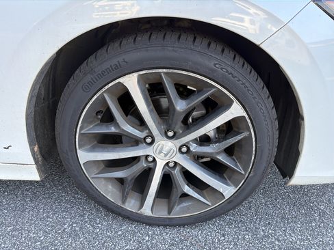 Used 2022 Honda Civic Touring image 8