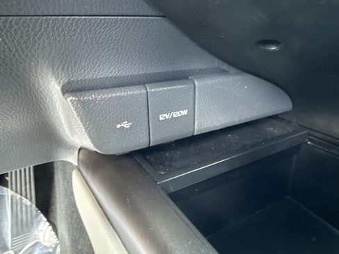 Used 2024 Toyota Camry LE FWD image 32